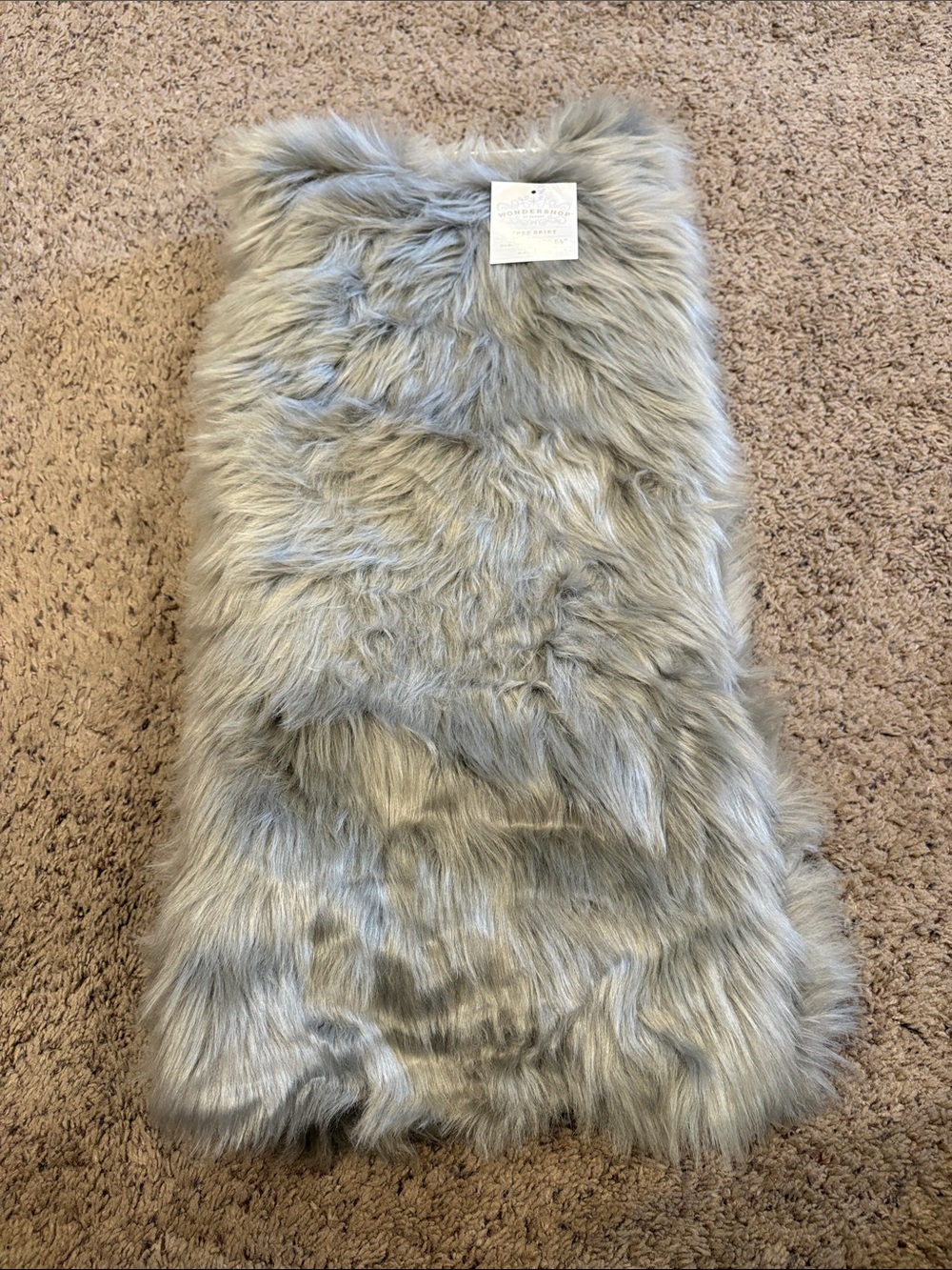 Wondershop Silver Gray Faux Fur Tree Skirt